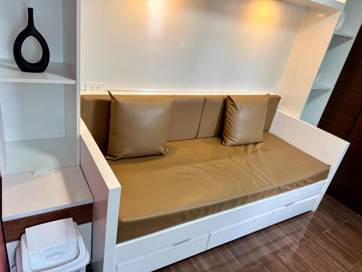Apartment Executive Air Style Comfort Makati 300 Mbps