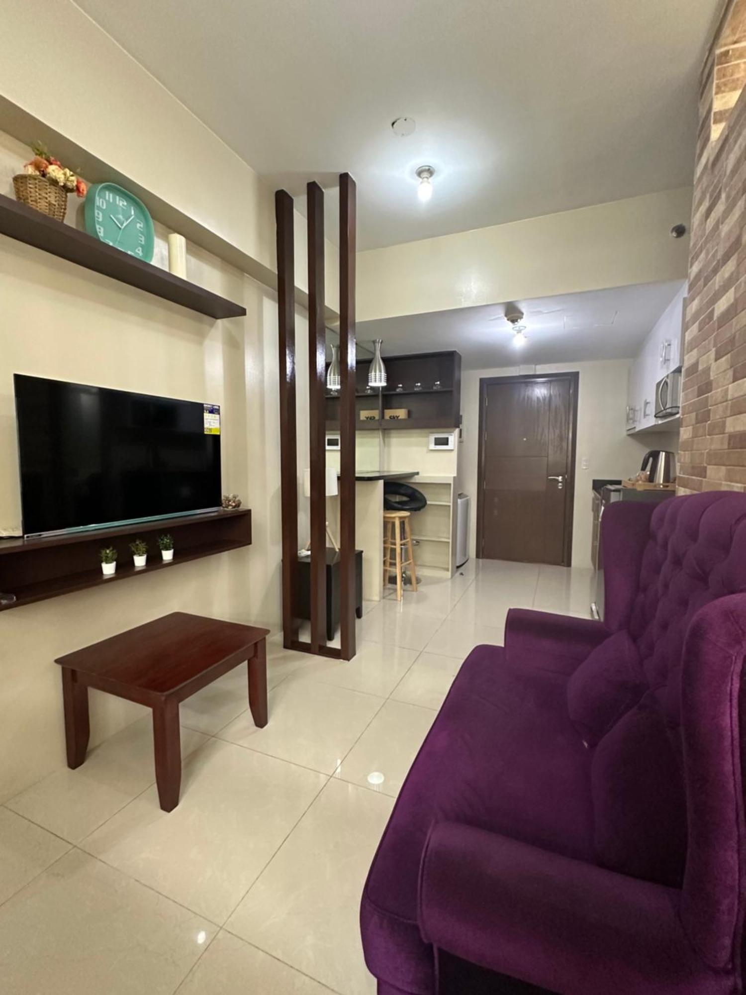 One Palm Tree By Melba Type Apartment