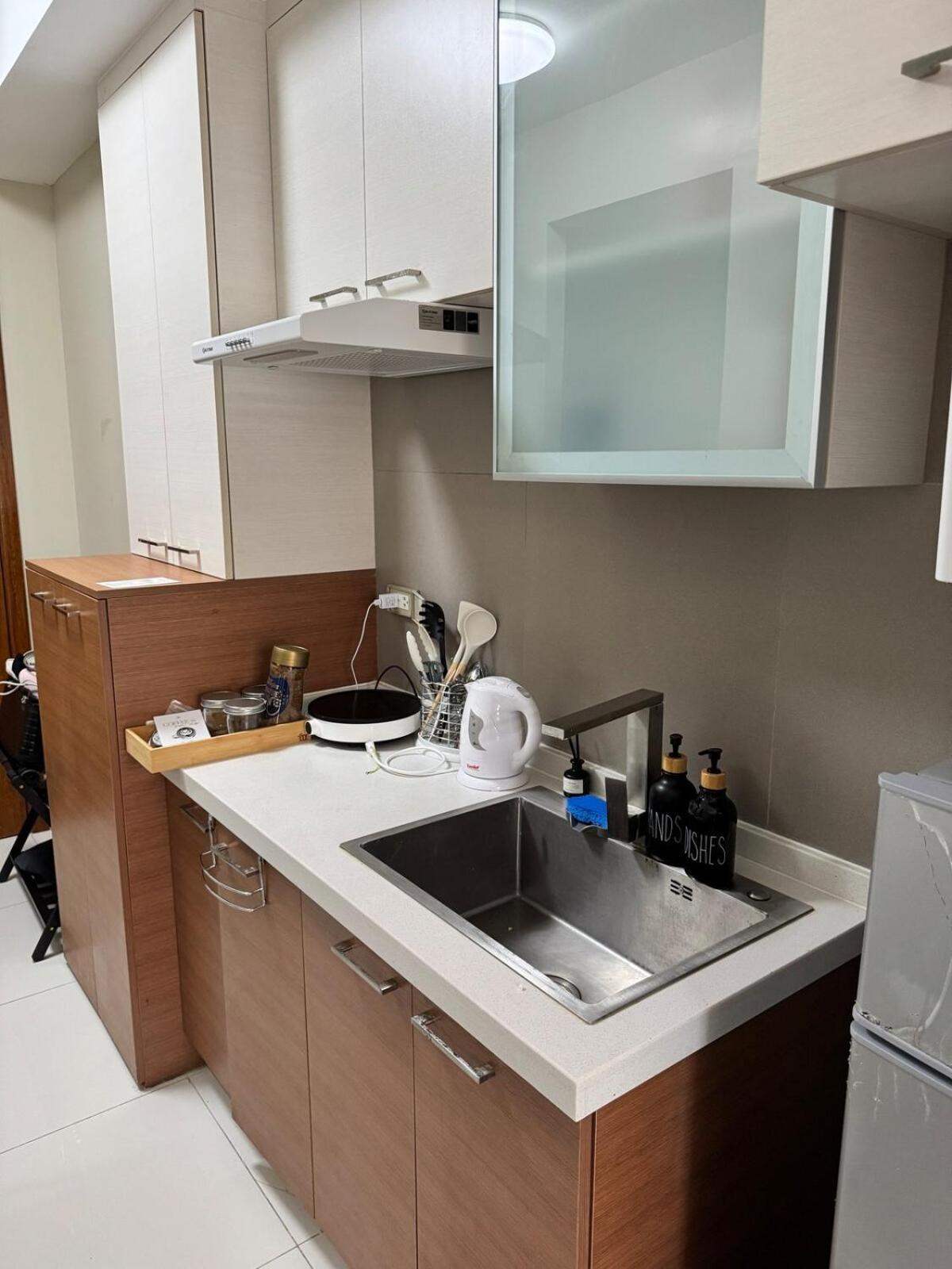 Sunshine 100 Cozy Mandaluyong Near Bgc Apartment *