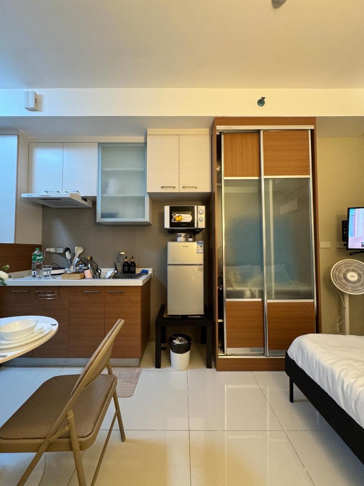 Sunshine 100 Cozy Mandaluyong Near Bgc Apartment