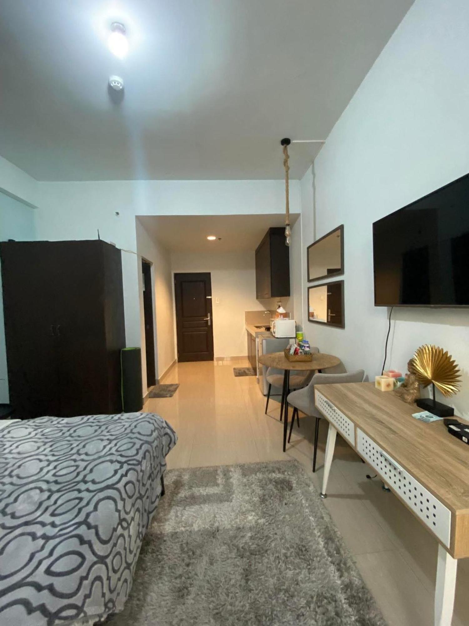 Nature Inspired Affordable In F Near Edsa Shaw Pasig Megamall Shangrila And Mrt Apartment Manila