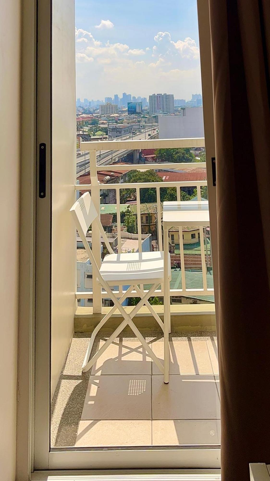 The Celandine By Dmci 1 Bedroom With Balcony Apartment *