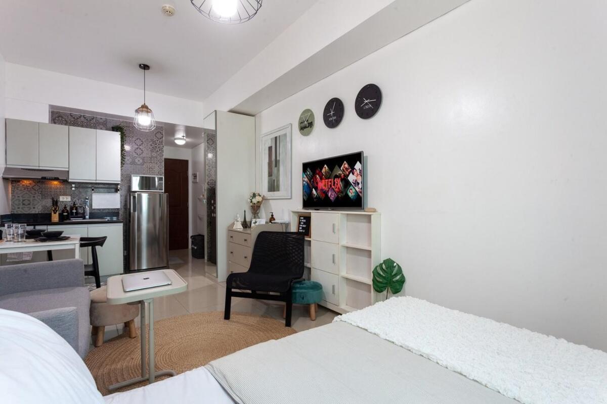 Makati Near Airport & Greenbelt Apartment