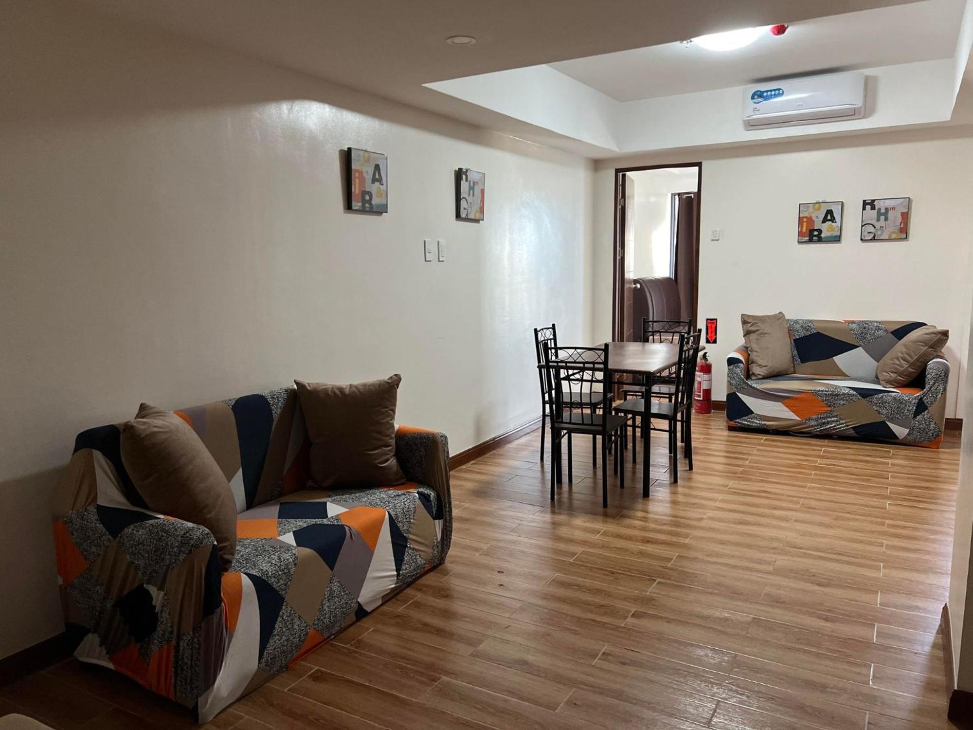 Airport At Naia Road Apartment