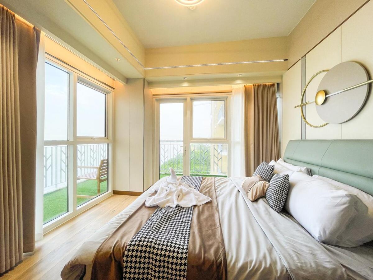 Luxurious 2br With Bay Sunset Ii 6pax Apartment Manila
