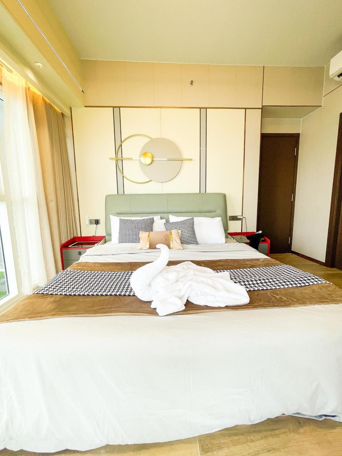 Luxurious 2br With Bay Sunset Ii 6pax Apartment *
