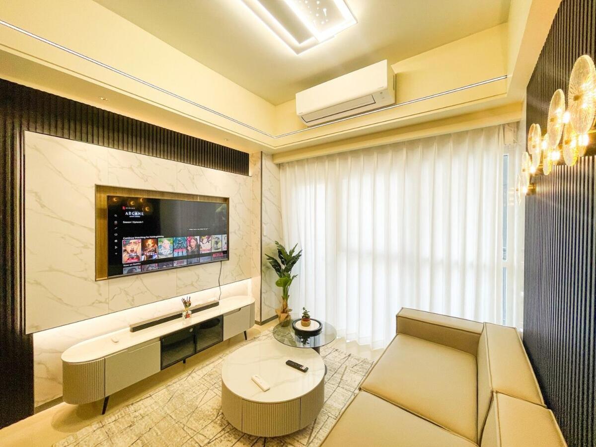 Luxurious 2br With Bay Sunset Ii 6pax * Manila