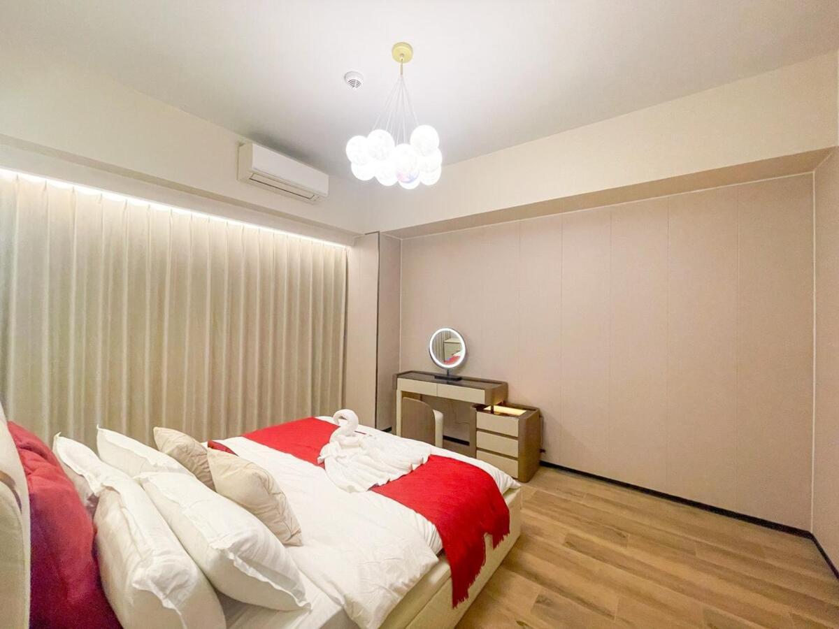 Cozy 3br In Bay Near Okada Ii 12pax * Manila
