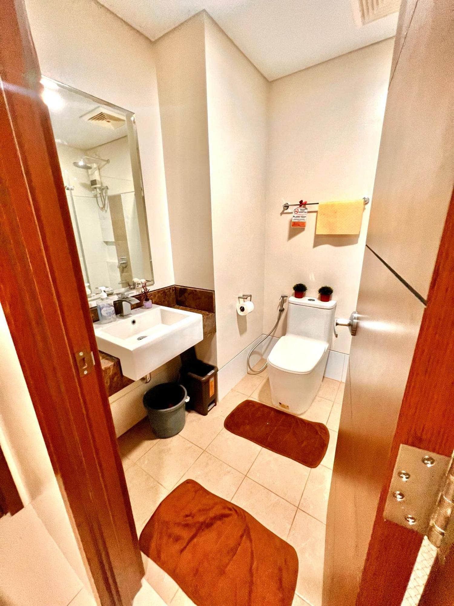 Mandaluyong Staycation Inn Manila