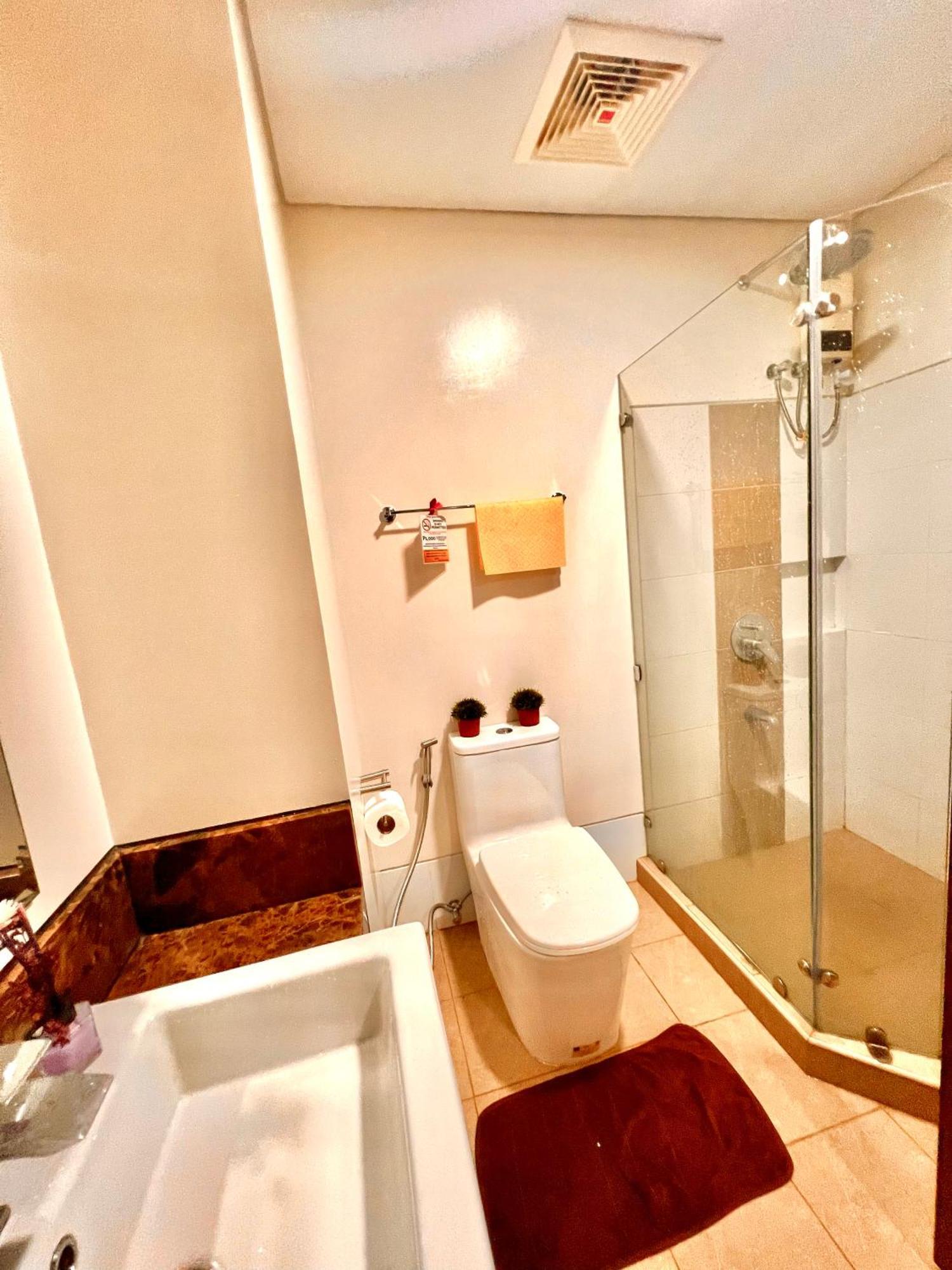 Mandaluyong Staycation Inn Manila