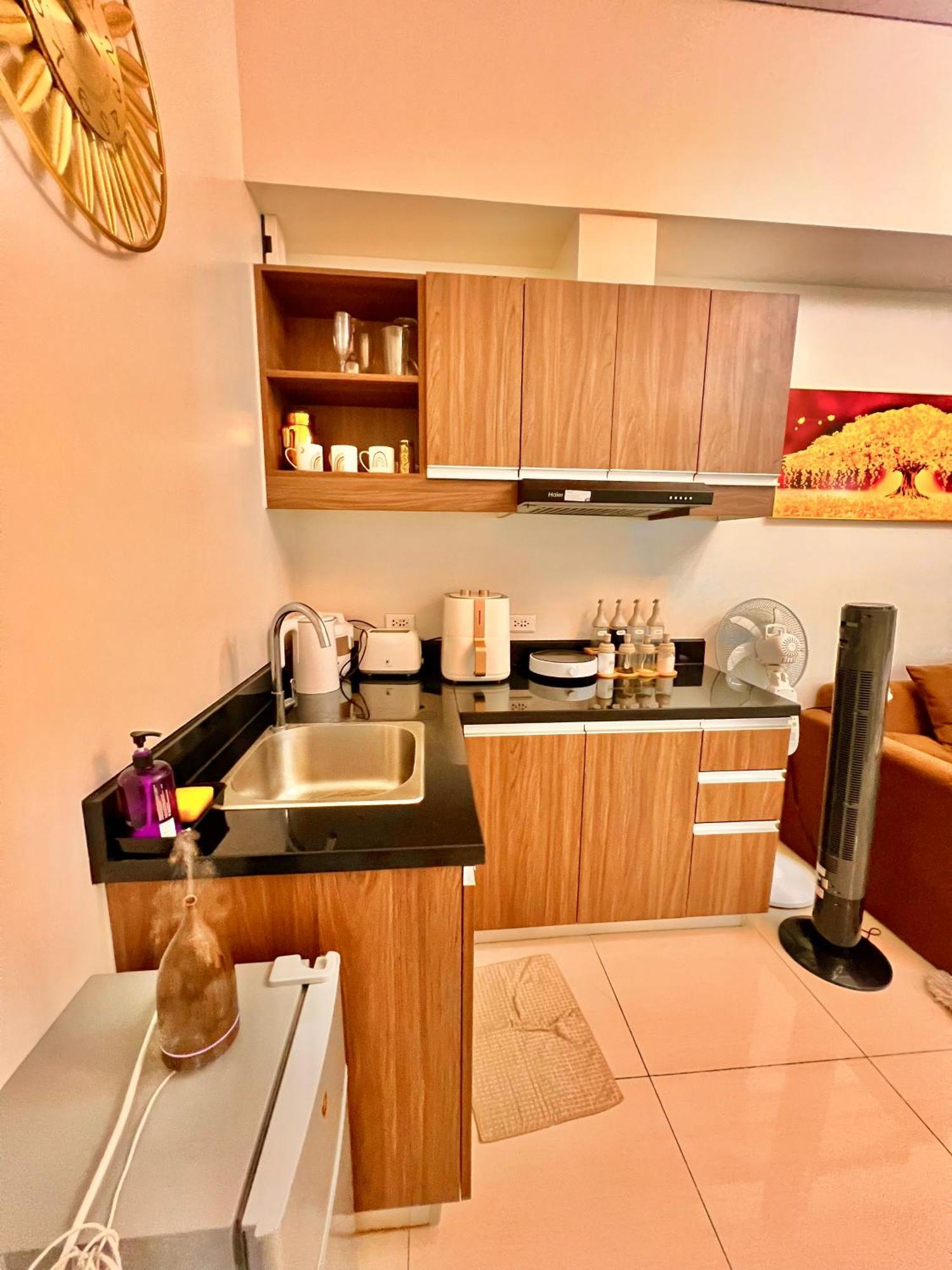 Mandaluyong Staycation * Manila