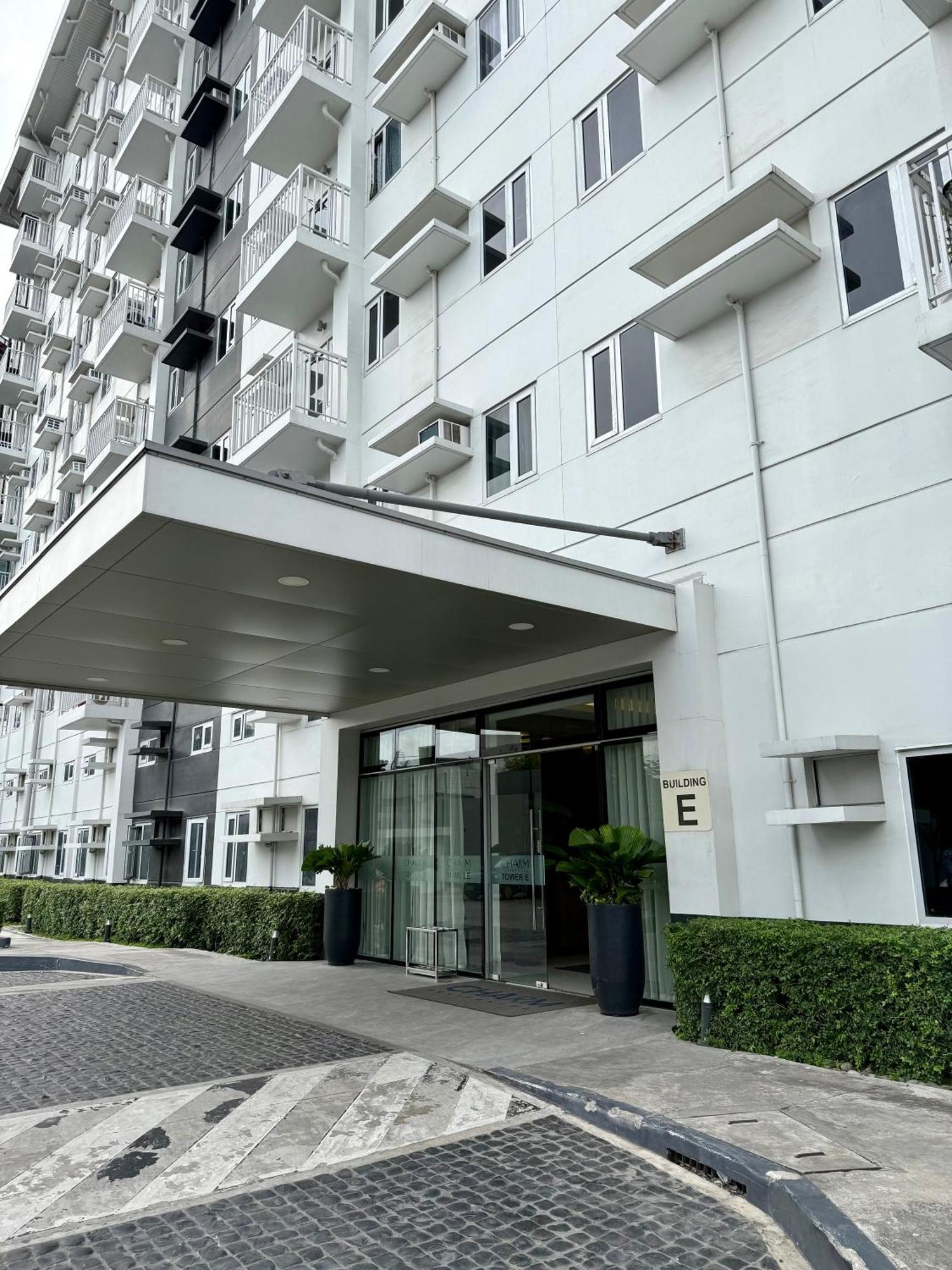 Urban Oasis 2br With Multiple Pools At Smdc Charm Residences Apartment *