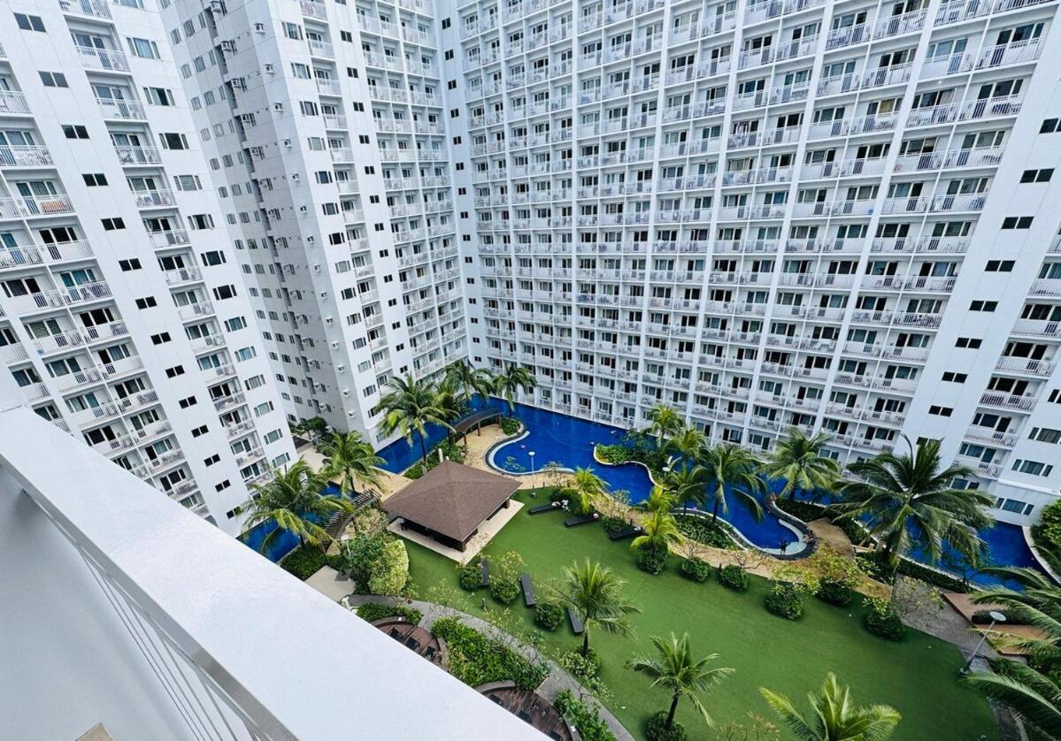 Apartment 1131 Shore Residences Near Sm Moa & Conrad By Prime