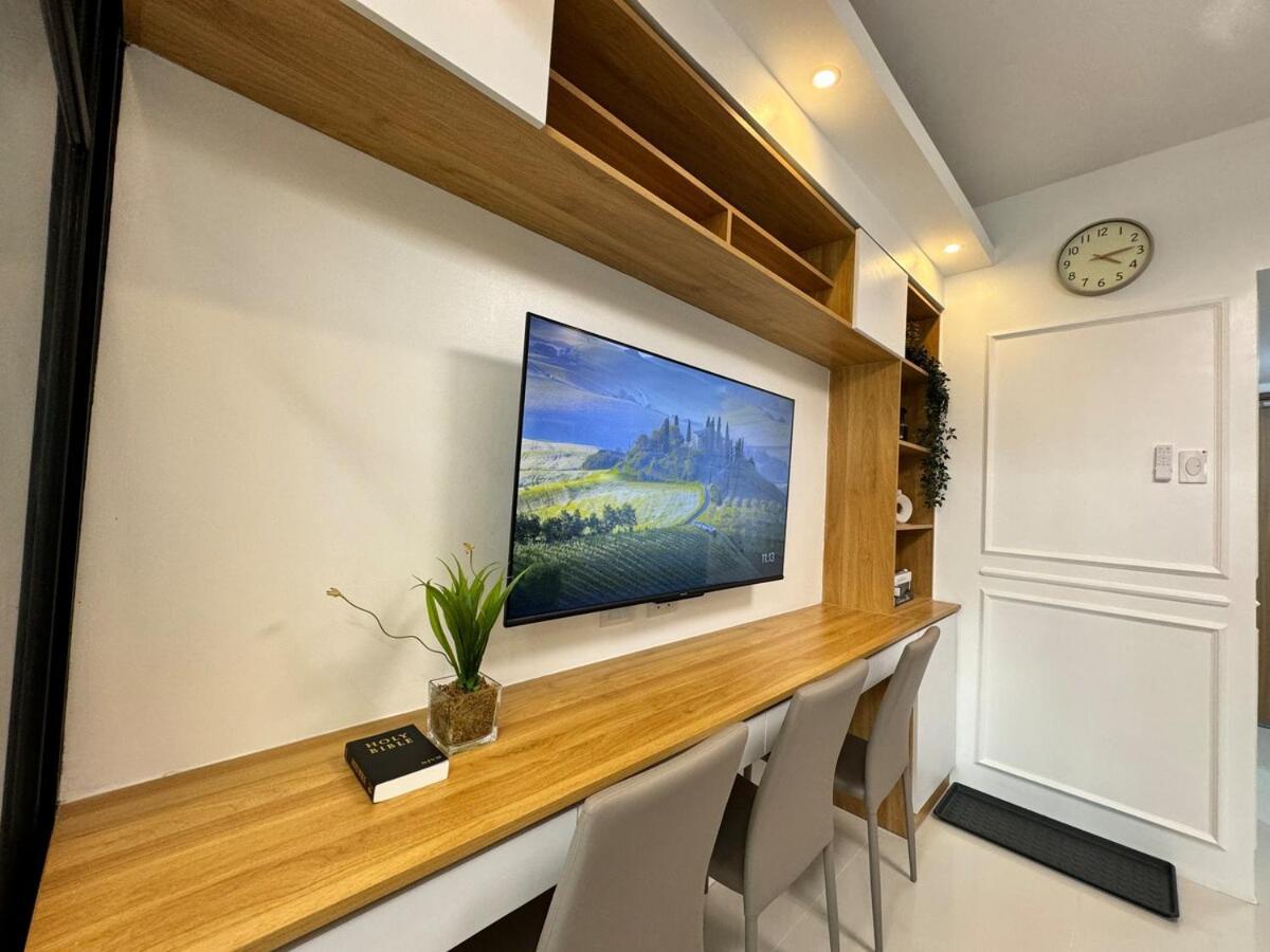 1230 Flor Shore 3 Residences Near Sm Moa By Primestay Manila