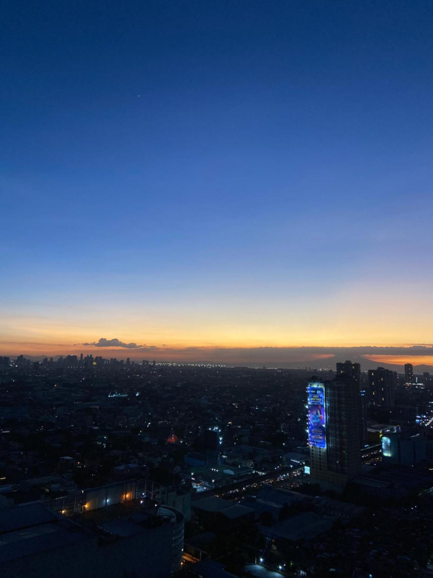 Aparthotel View Staycation In Qc, Smdc Grass Residences, Sm North