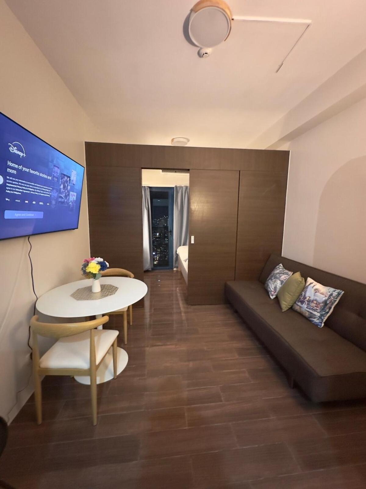 Apartment Comfy Makati Wifi, Netflix And *