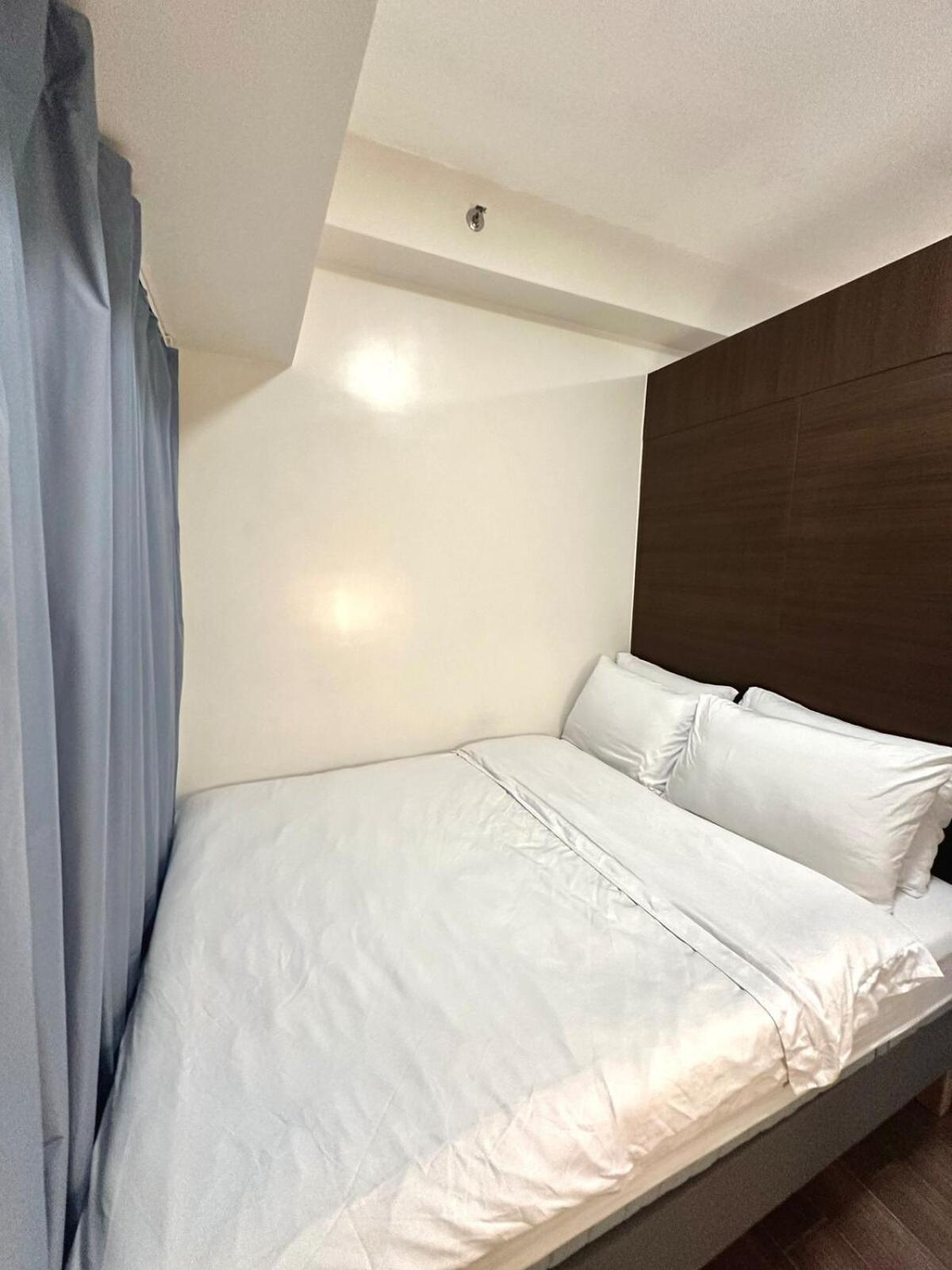 Apartment Comfy Makati Wifi, Netflix And Manila