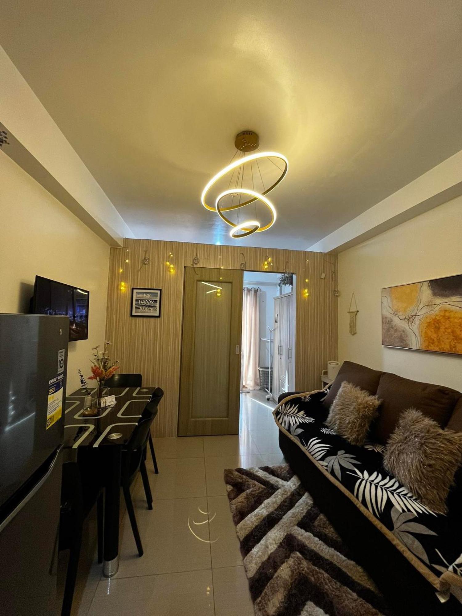 Affordable Staycation At Shore Residences Near Moa And Naia *
