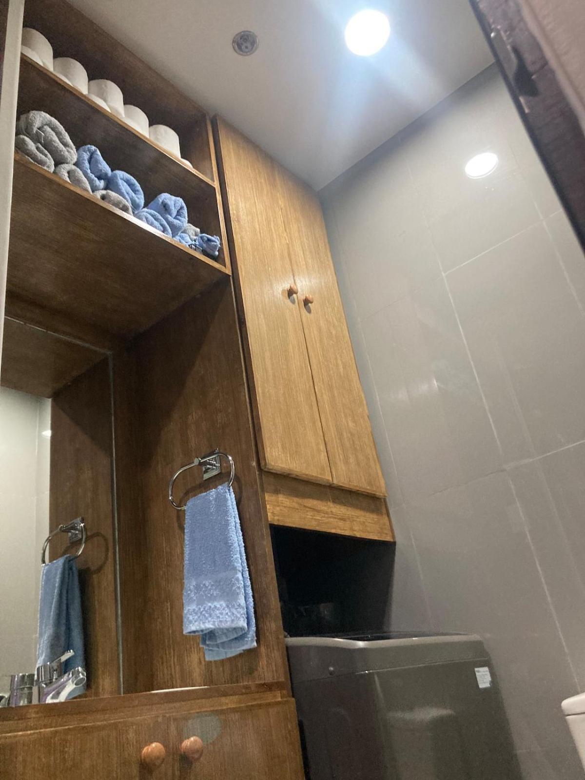 Apartment Rustic In Makati Cbd