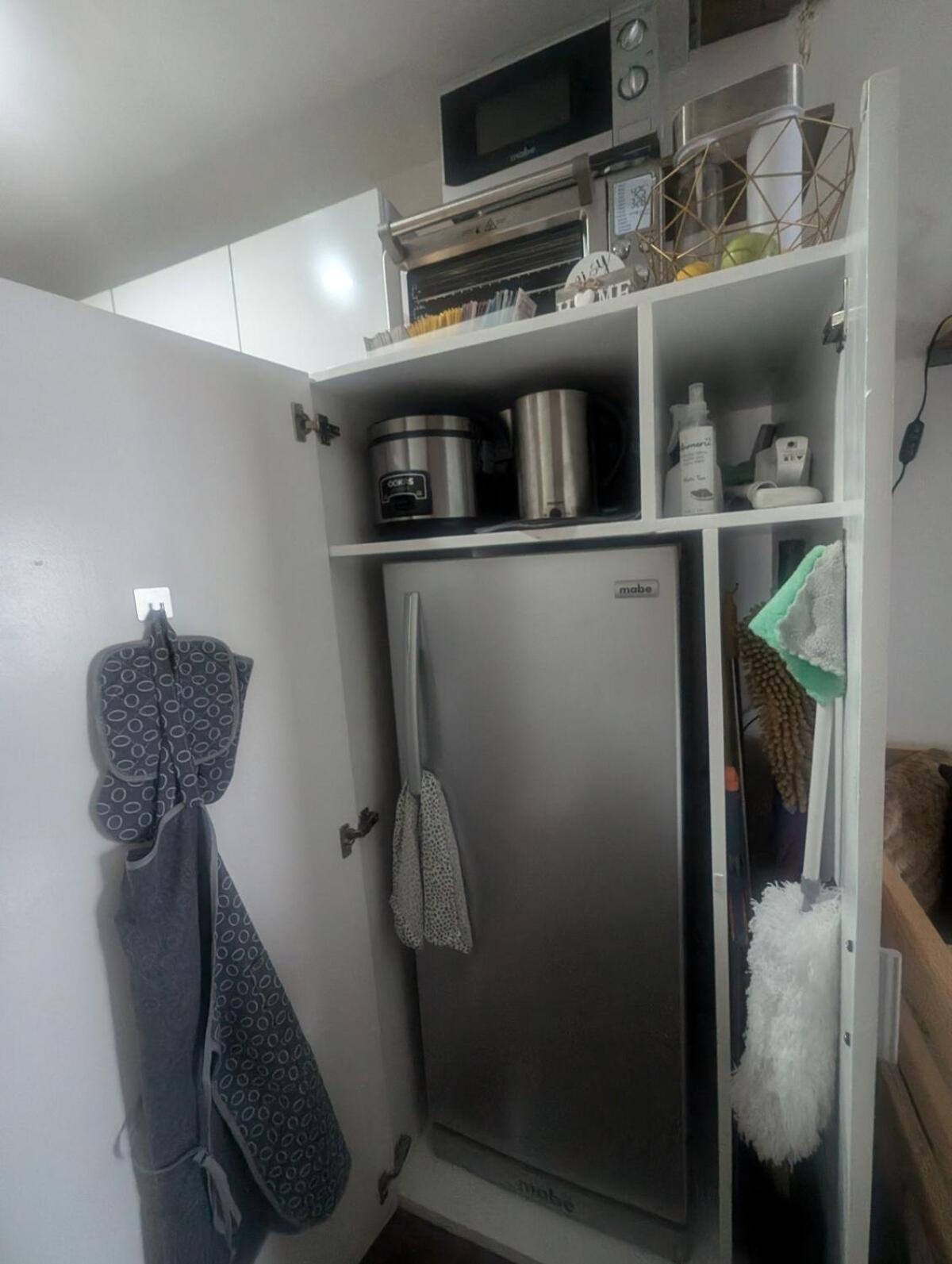 Apartment Rustic In Makati Cbd