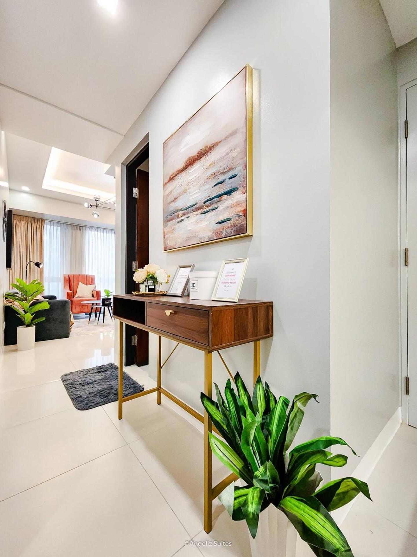 Aparthotel Large One Bedroom Unit In Uptown Bgc *
