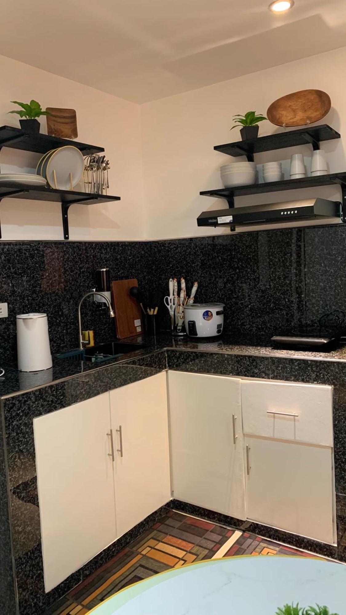 El Marco - Near Adventist Medical Center Apartment *