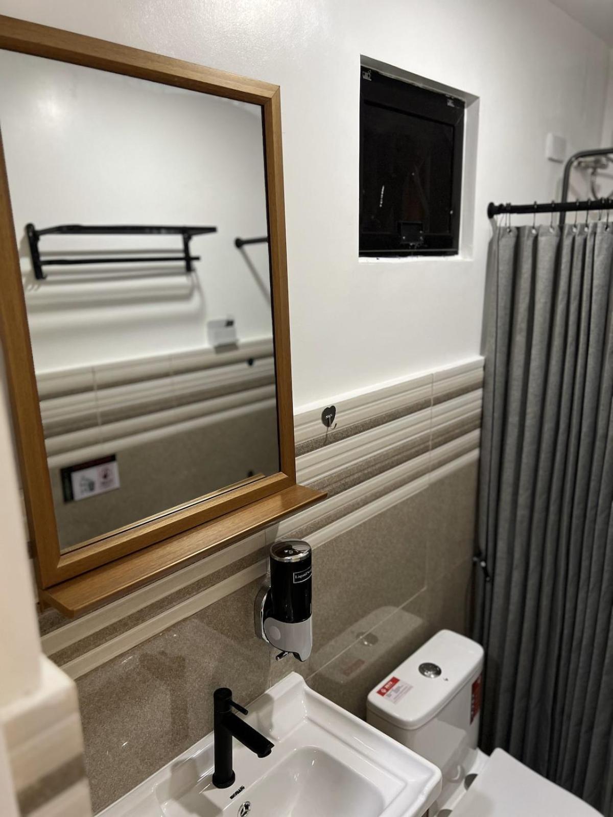Apartment El Marco - Near Adventist Medical Center