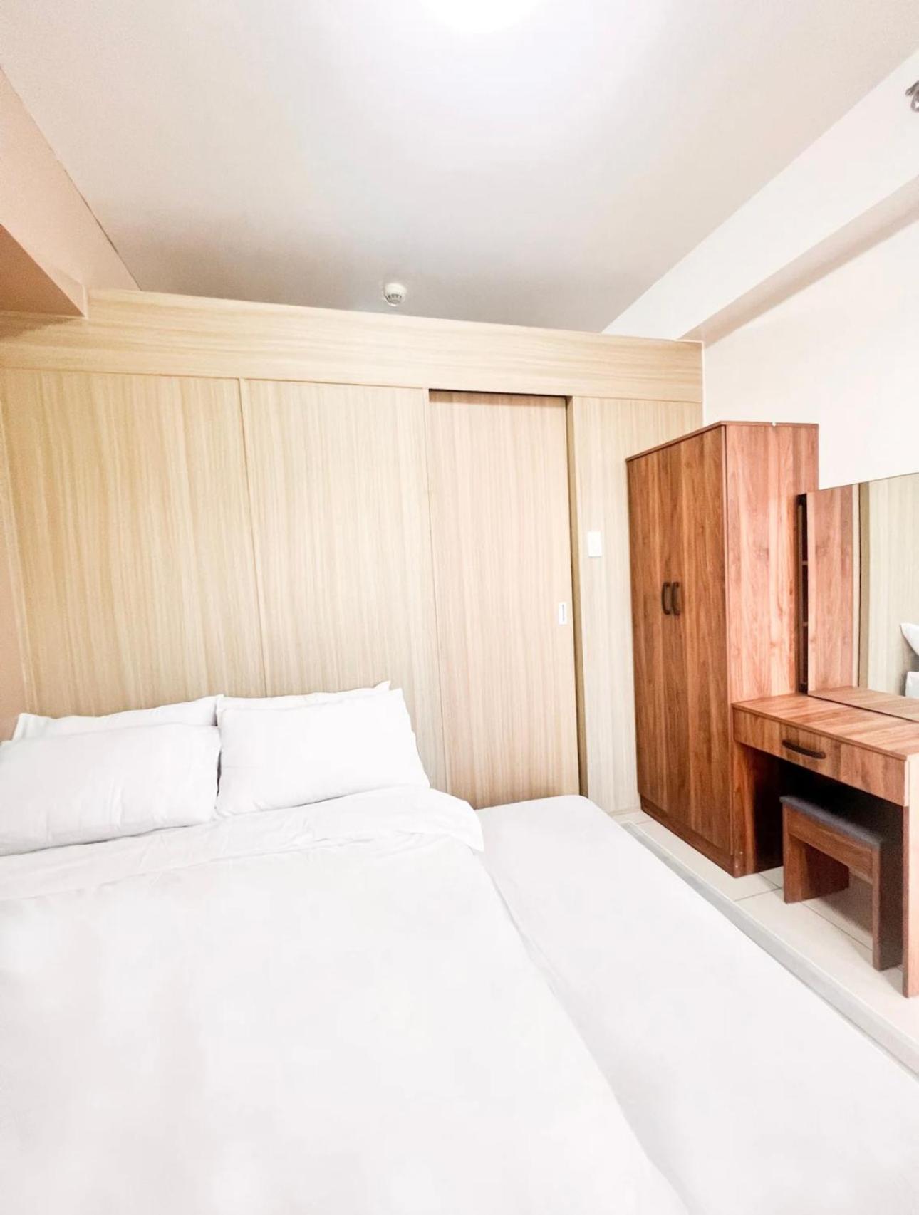 Breeze Residences Sky Near Moa Picc Star Fast Wifi & Netflix Apartment *