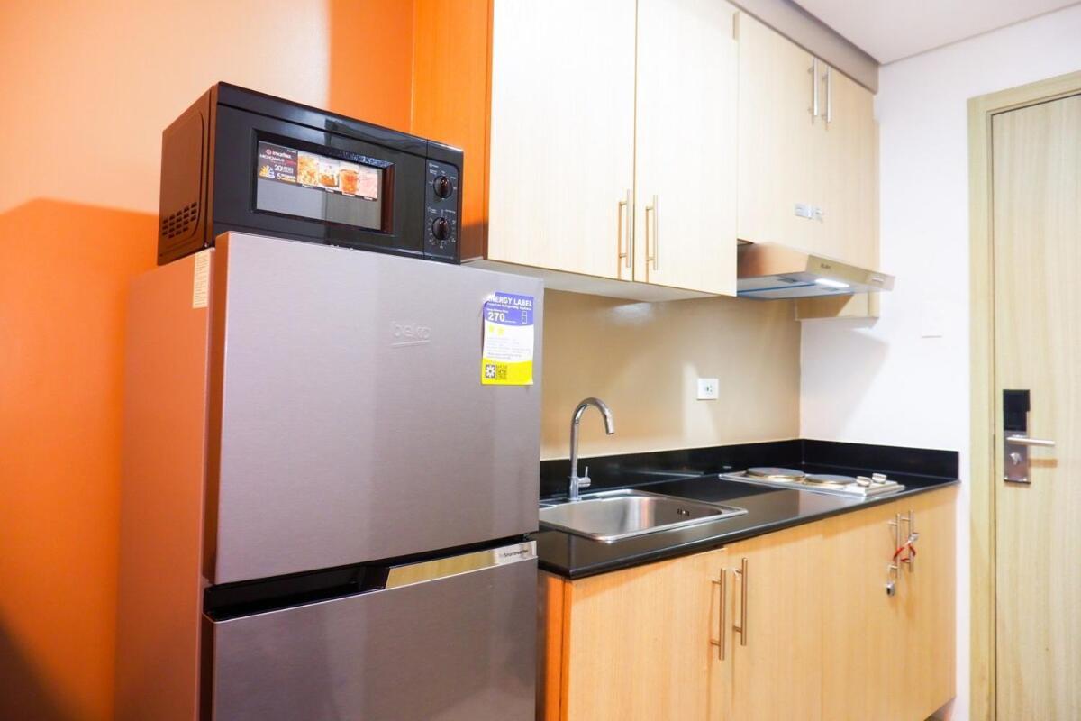 Breeze Residences Sky Near Moa Picc Star Fast Wifi & Netflix Apartment Manila