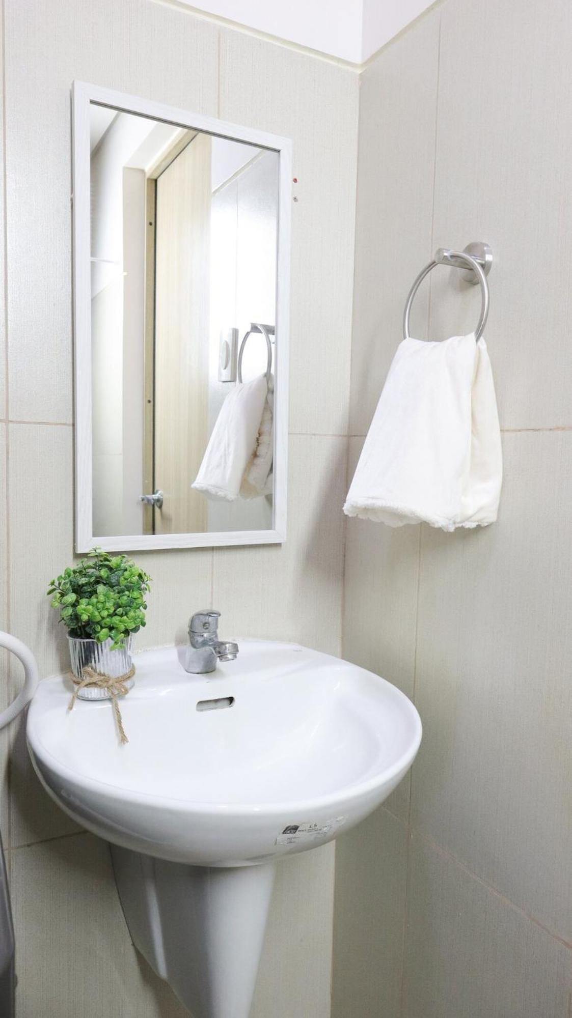 Breeze Residences Sky Near Moa Picc Star Fast Wifi & Netflix Apartment