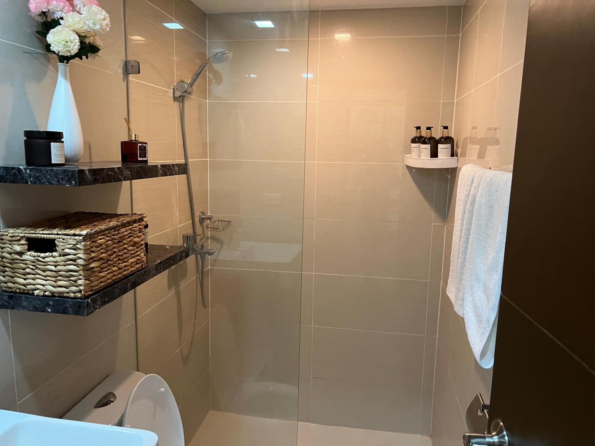 Viceroy Residences Chic Smart Wifi Netflix Aparthotel *