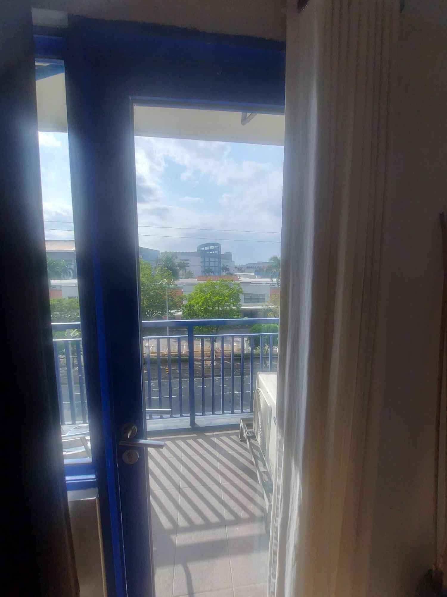 Smdc Moa Condotel Aparthotel Manila