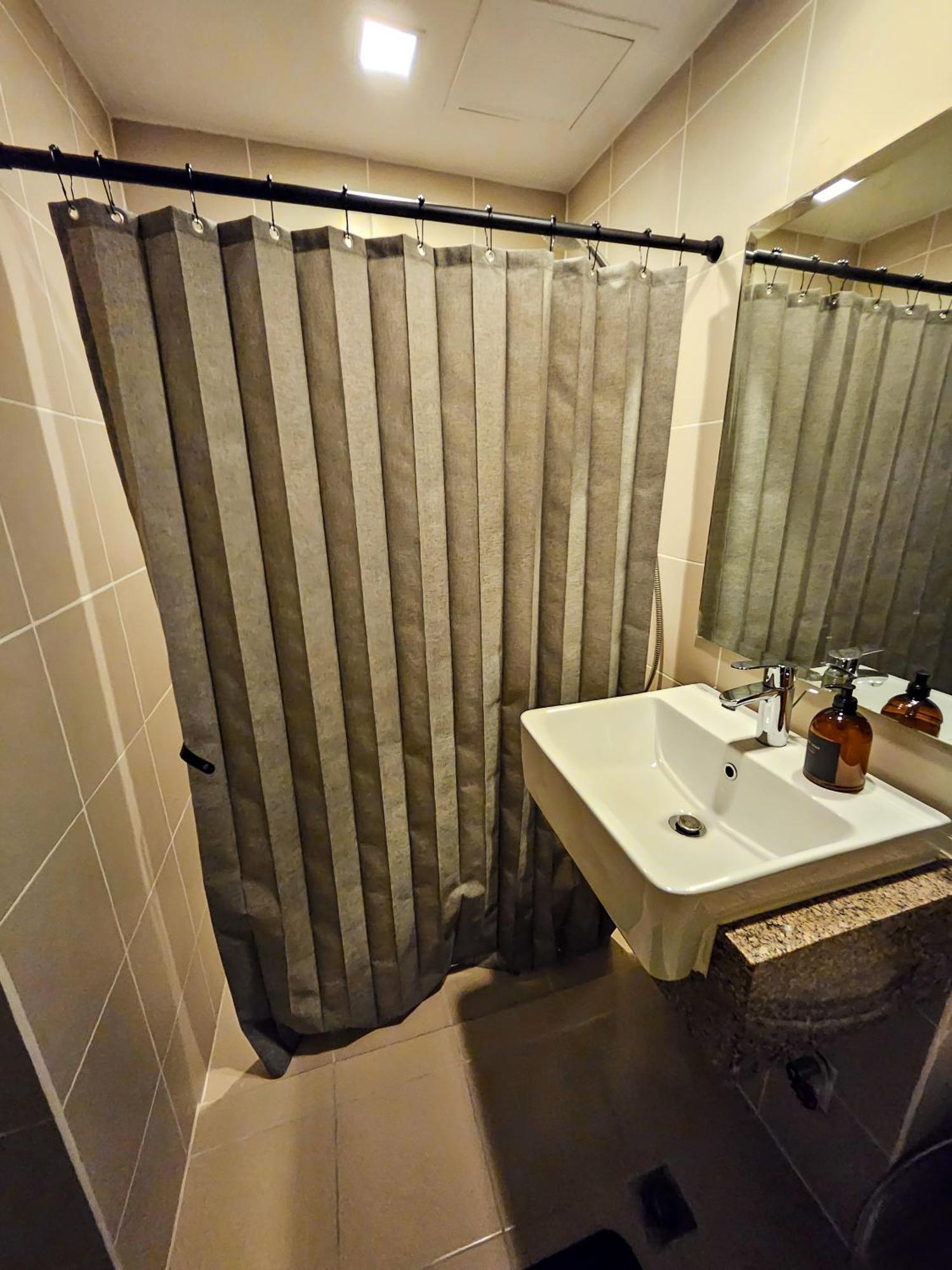 Brand New Convenience With Balcony In Araneta Cubao *