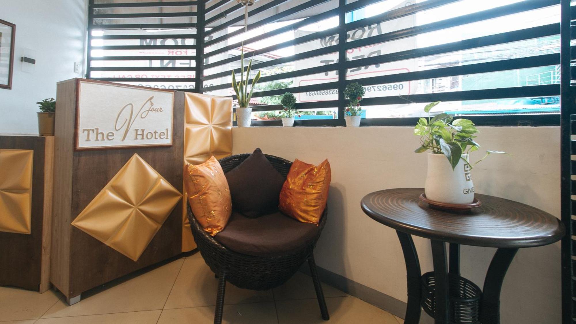 Reddoorz @ The Vjour Makati