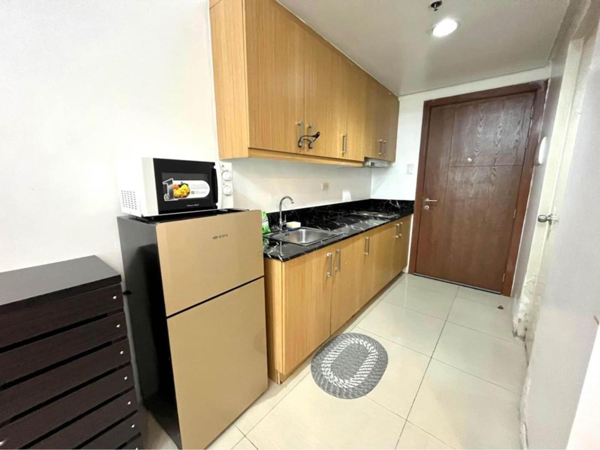 Las Vegas Of The Philippines In Pasay Manila! Luxury Near Naia Airport, Solaire, Okada, City Of Dreams, And Casinos. Enjoy Free Pool Access, High-speed Wifi, And Netflix. Comfort With Resort-type Living. Secure Your Limited Offer This Month * Manila