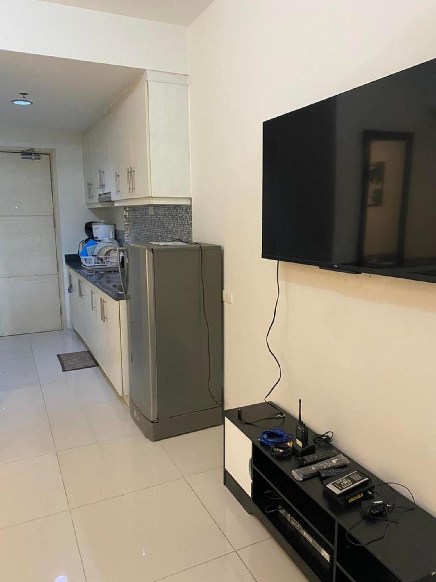 Las Vegas Of The Philippines In Pasay Manila! Luxury Near Naia Airport, Solaire, Okada, City Of Dreams, And Casinos. Enjoy Free Pool Access, High-speed Wifi, And Netflix. Comfort With Resort-type Living. Secure Your Limited Offer This Month Hotel *