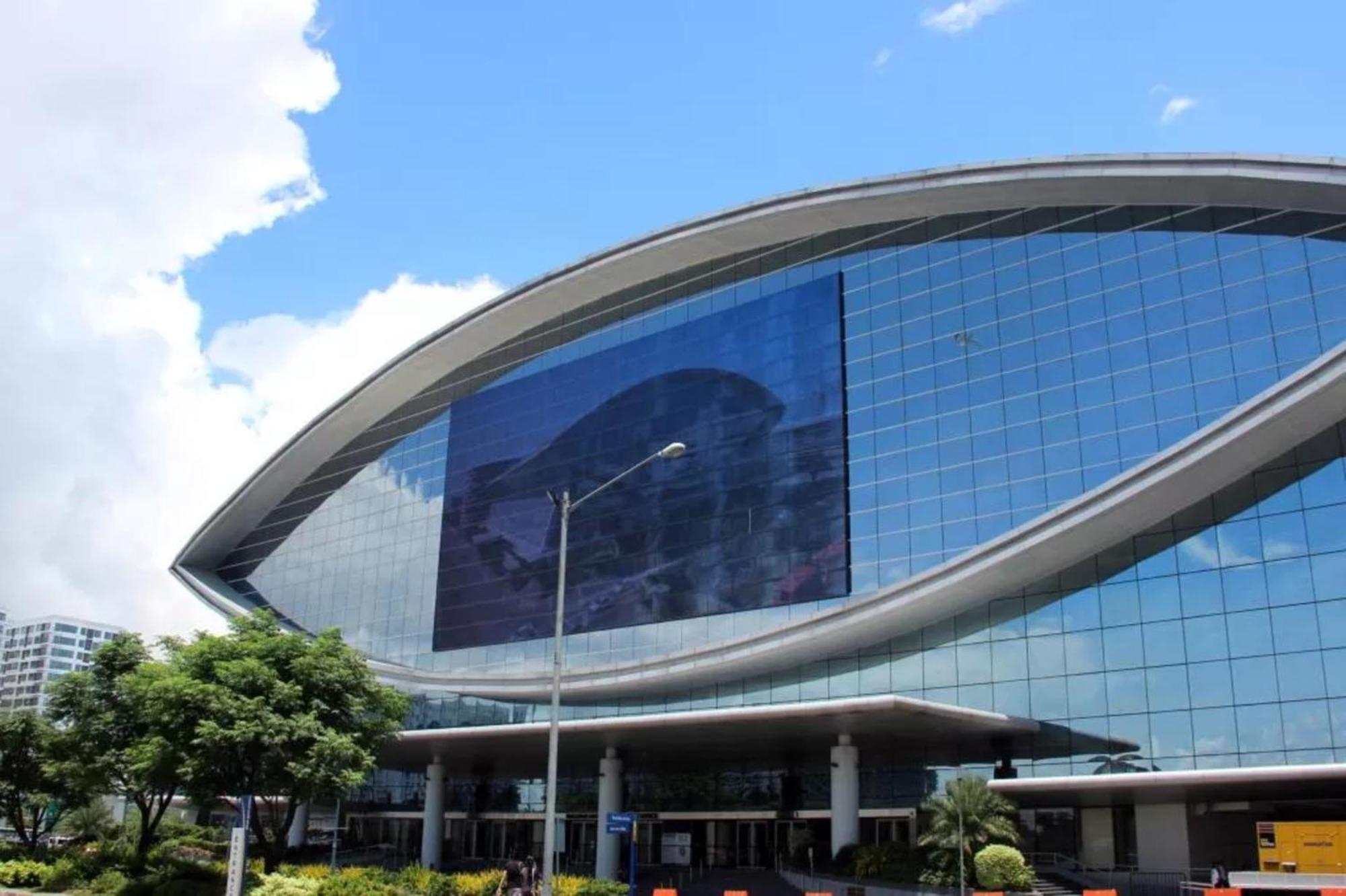 Las Vegas Of The Philippines In Pasay Manila! Luxury Near Naia Airport, Solaire, Okada, City Of Dreams, And Casinos. Enjoy Free Pool Access, High-speed Wifi, And Netflix. Comfort With Resort-type Living. Secure Your Limited Offer This Month *