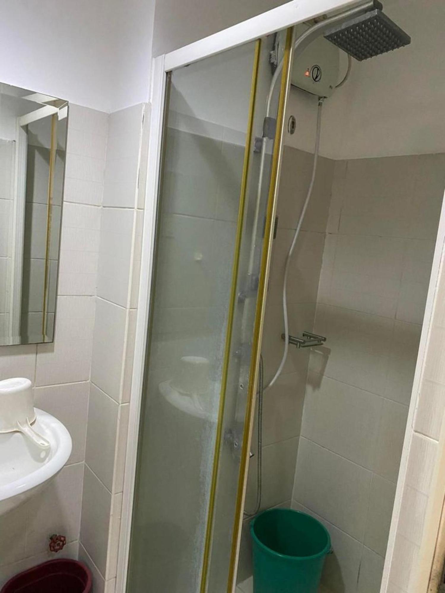 Las Vegas Of The Philippines In Pasay Manila! Luxury Near Naia Airport, Solaire, Okada, City Of Dreams, And Casinos. Enjoy Free Pool Access, High-speed Wifi, And Netflix. Comfort With Resort-type Living. Secure Your Limited Offer This Month Hotel