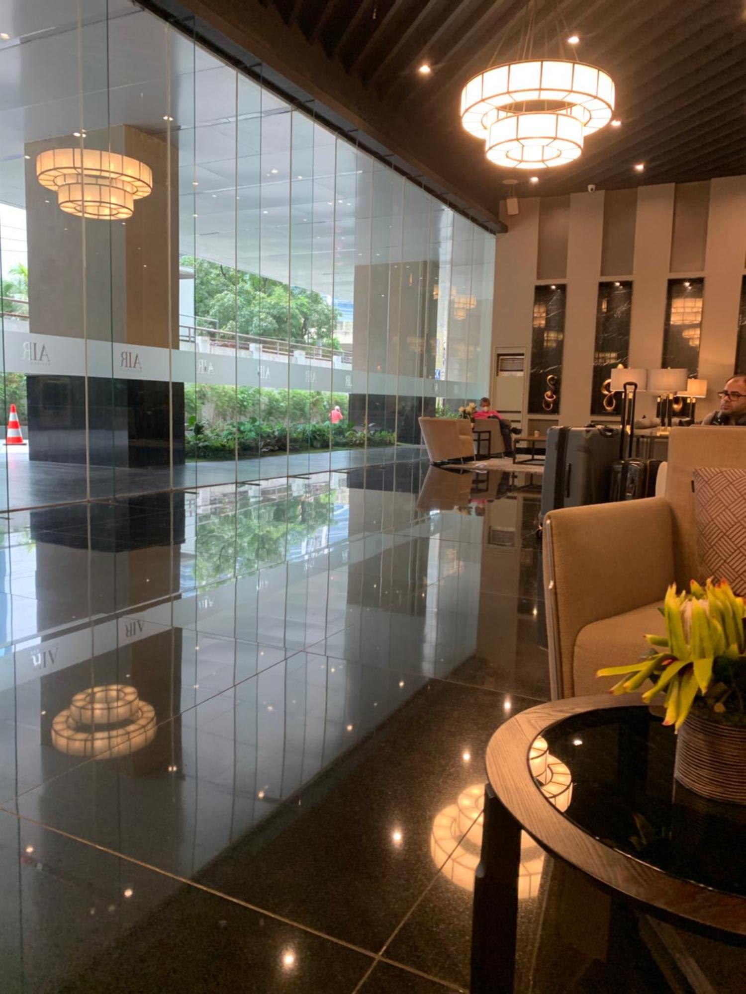 Aparthotel Perfect For Couples - Makati Comfort And Style