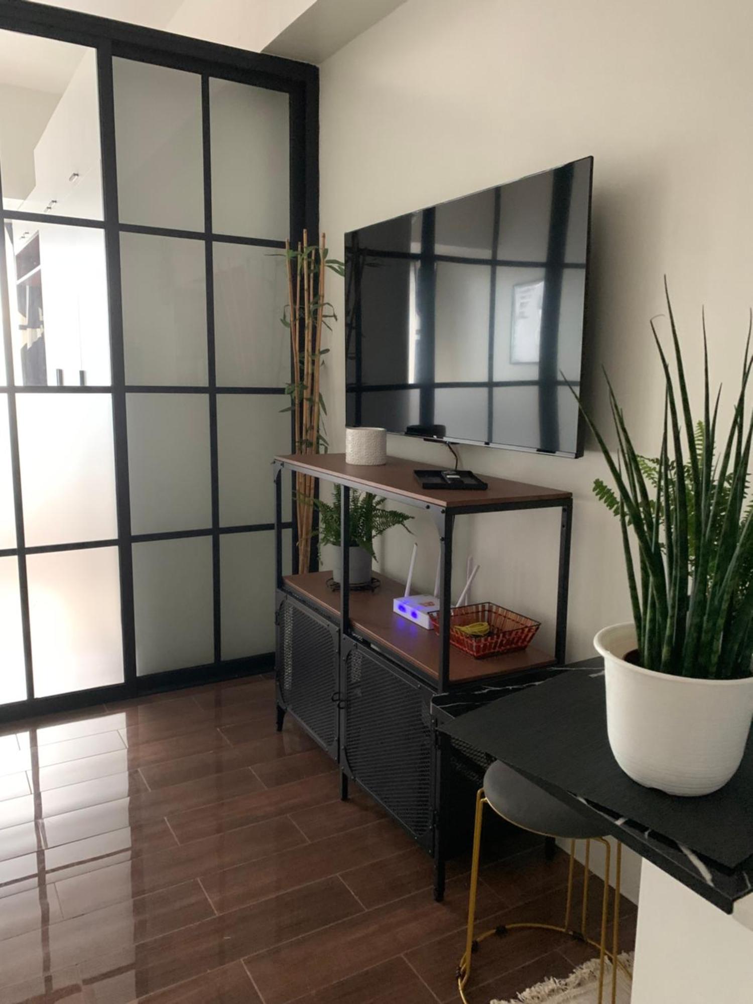 Perfect For Couples - Makati Comfort And Style * Makati City