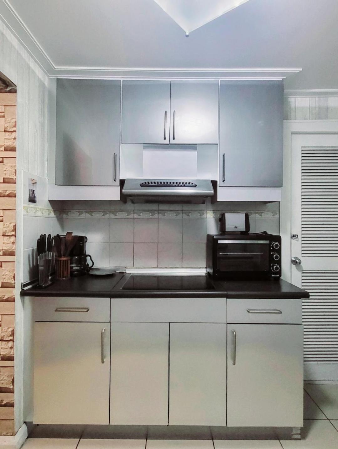 Apartment 67 Sqm. Unit In Robinson Place Residences Manila