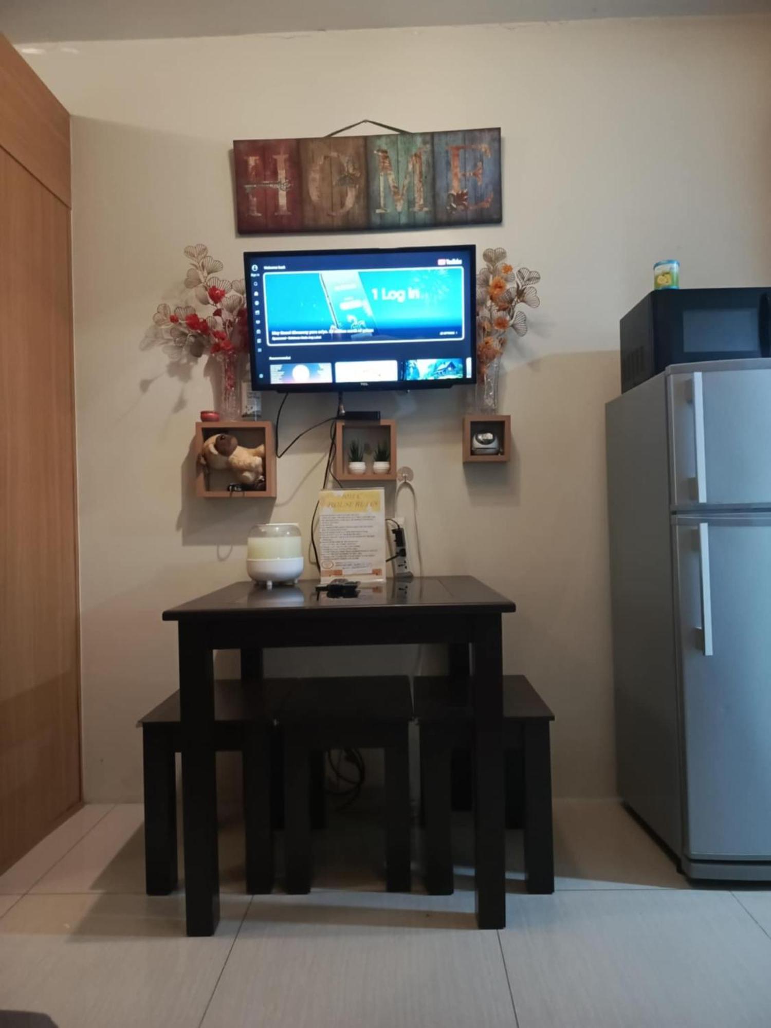 And Simple 1 Bedroom In Shell Residences Apartment