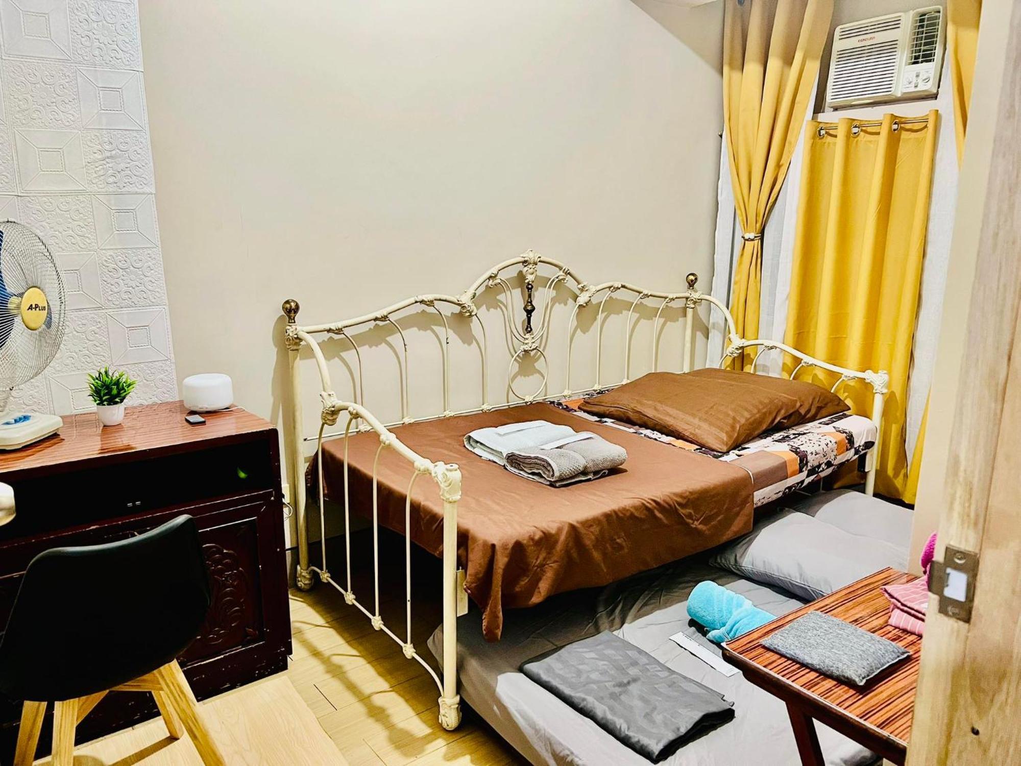 Apartment 2 Bedroom Unit *