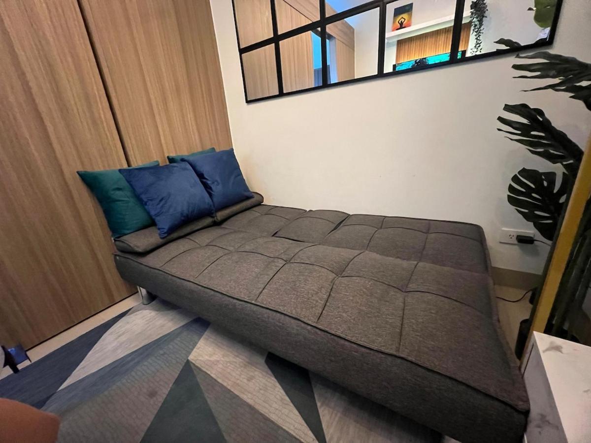 Apartment Adv Moa View Shore 2 Residences Manila
