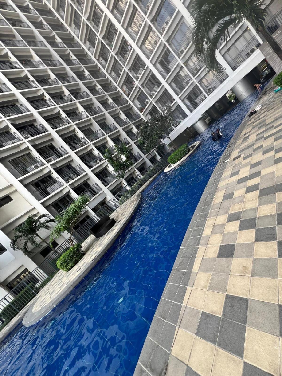 Adv Moa Pool View Shore 2 Residences Apartment Manila