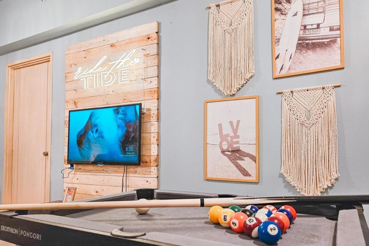 Apartment Luxury 2br In Makati With Billiard & Netflix Manila
