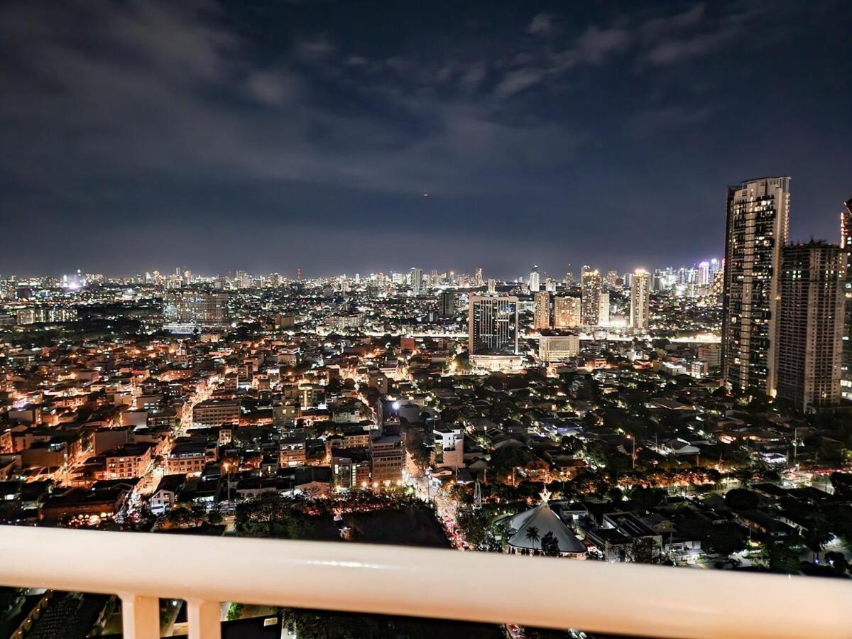 Cozy View 2br In Makati With 60inch Tv * Manila