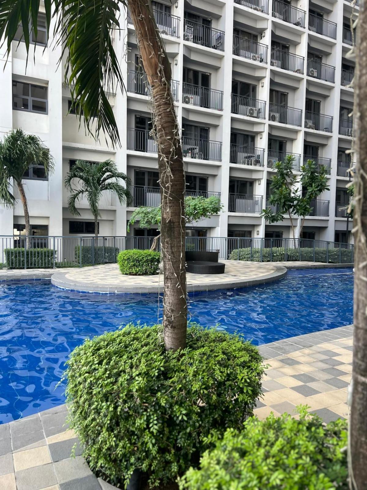 Adv Moa Pool View Shore 2 Residences Apartment