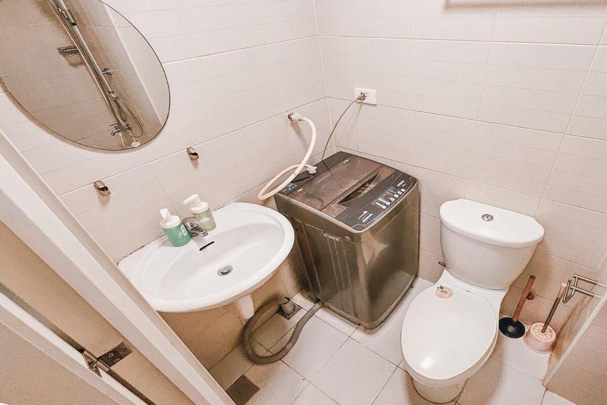 Luxury 2br In Makati With Billiard & Netflix *
