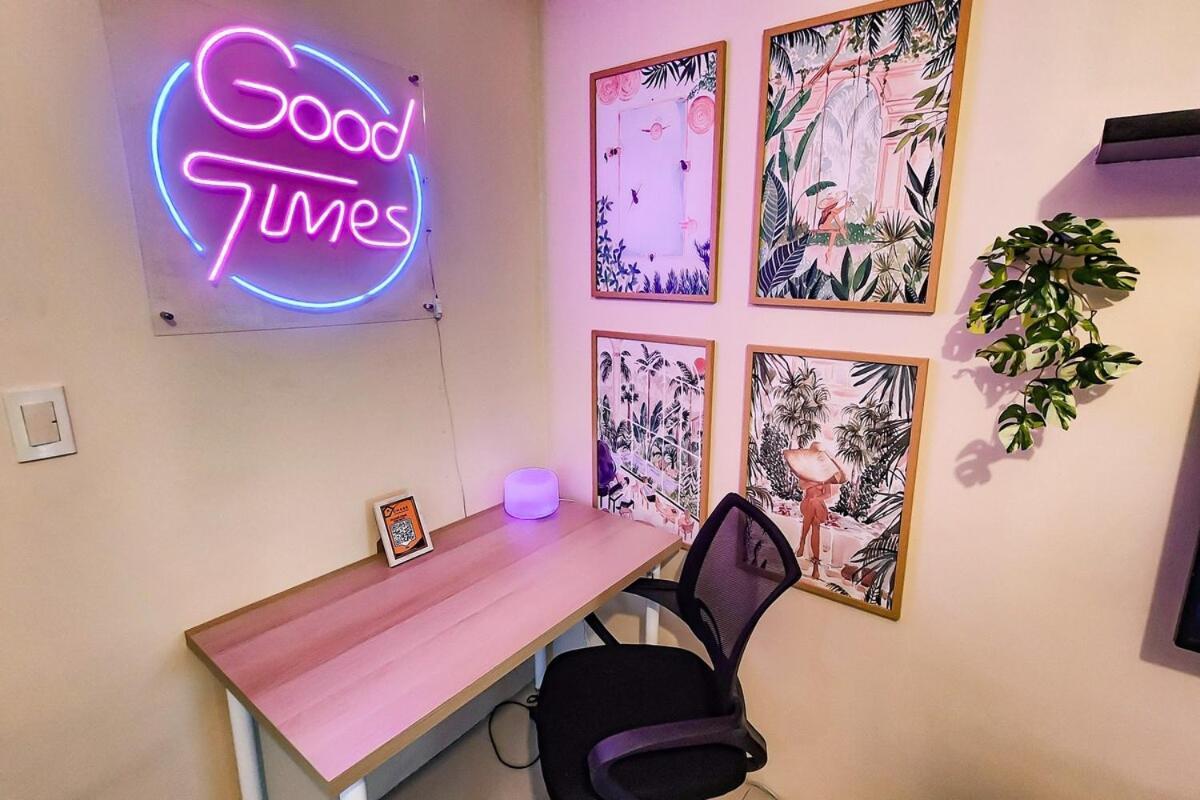 Apartment Luxury Staycation In Makati With Jacuzzi & Arcade Manila
